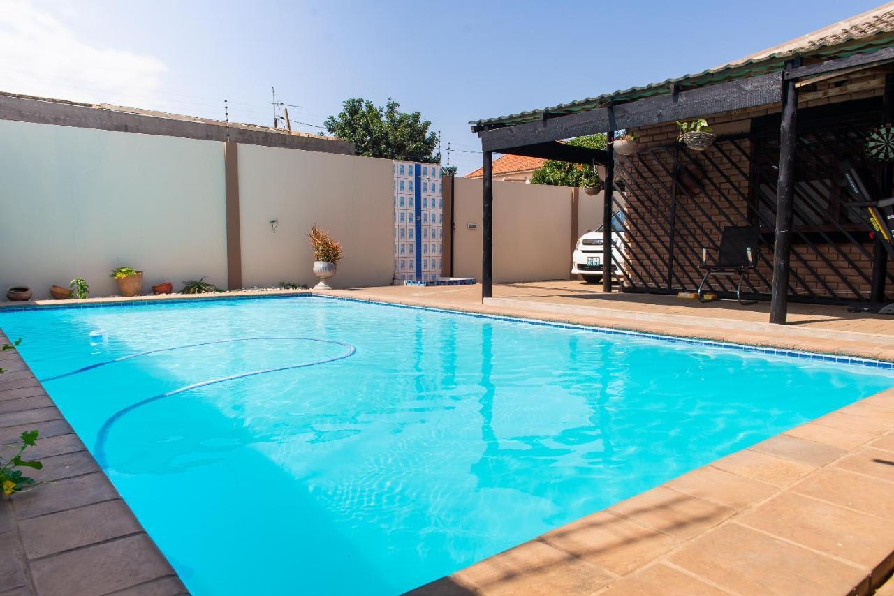 Casa Da Noleen Matola Bagian luar foto