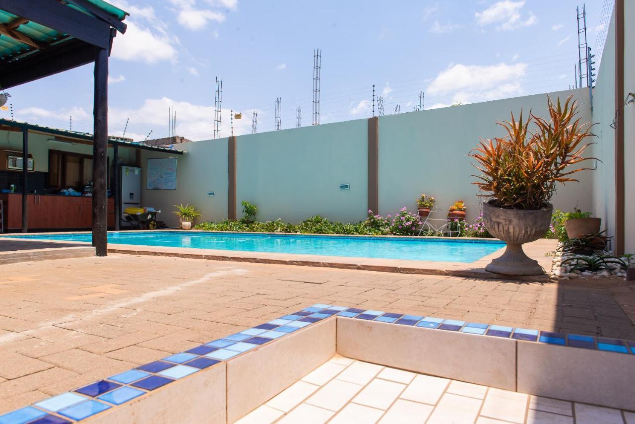 Casa Da Noleen Matola Bagian luar foto