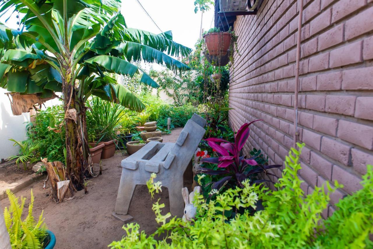 Casa Da Noleen Matola Bagian luar foto